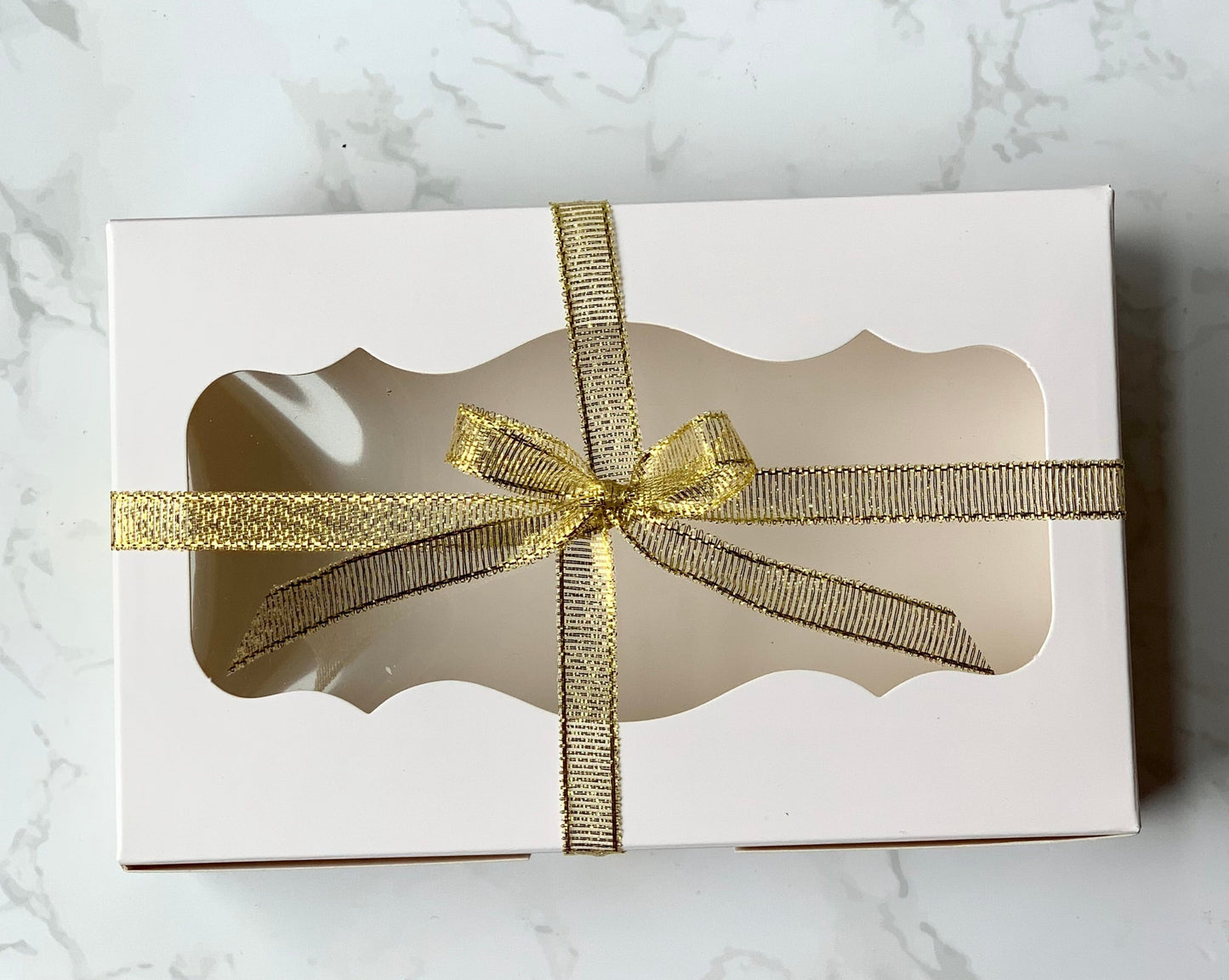 Caja mediana de regalo